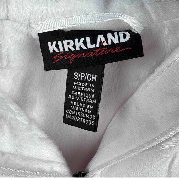 Kirkland Signature Soft Shell Jacket – White (Women’s Small) - Picture 2 of 3